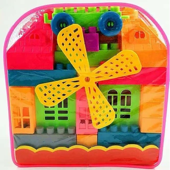 Large plastic building blocks
