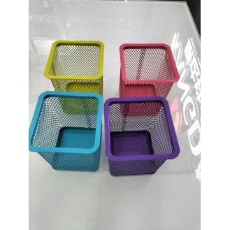 Wire mesh pen holders