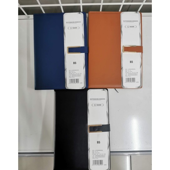 CC054-023 buckle notebook