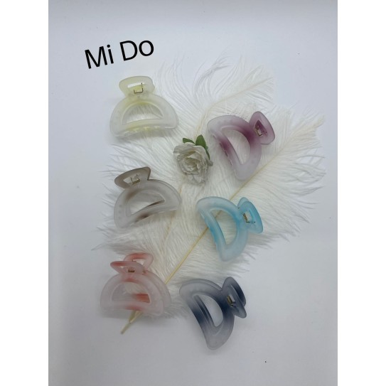 Translucent color M Hearwear clip